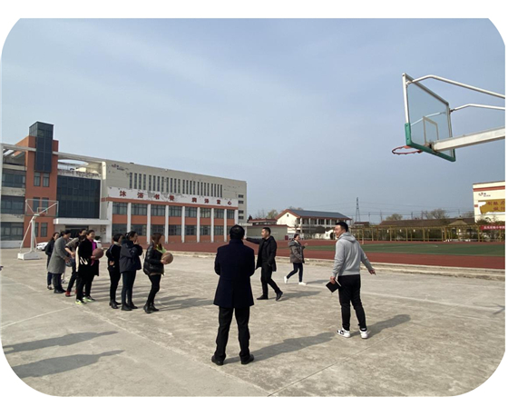 濱?？h五汛鎮(zhèn)中心小學(xué)舉行慶祝第111個(gè)國(guó)際三八婦女節(jié)活動(dòng)