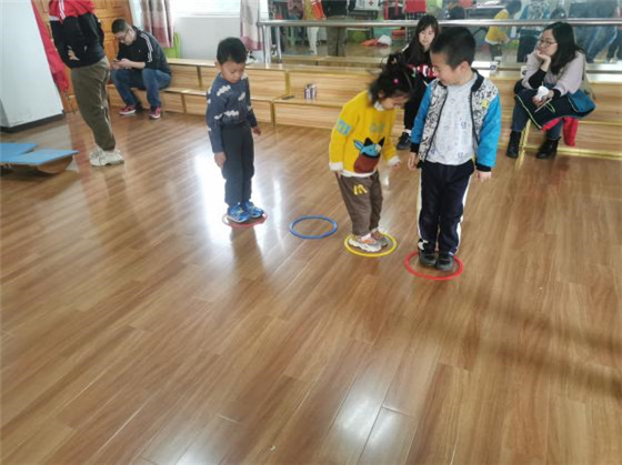 牛首社區(qū)：快樂(lè)春天 快樂(lè)運(yùn)動(dòng)