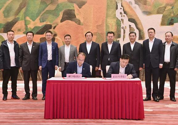 小鵬汽車(chē)武漢智造基地正式簽約：規(guī)劃產(chǎn)能10萬(wàn)/年 