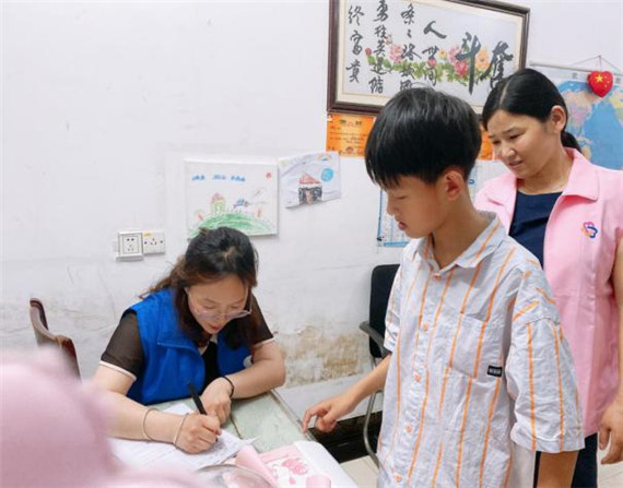 尚橋社區(qū)：家家參與“三全教育”推門(mén)可見(jiàn)“網(wǎng)格關(guān)懷”