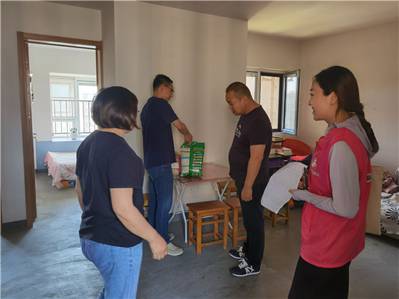 西花社區(qū)退役軍人服務(wù)站傳遞黨的問(wèn)候