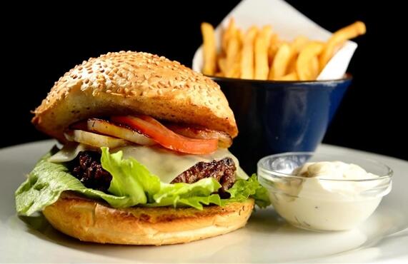 麥當(dāng)勞在中國門店突破4000家:平均開一店用時17小時