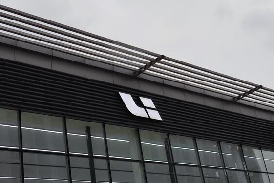 底盤一鋪電池優(yōu)勢全沒了！李想透露理想汽車無MPV車型計(jì)劃