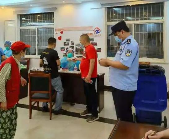 【英雄就在身邊】沒事沒事，我還能再走兩步！