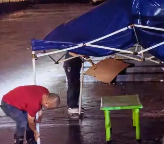 【英雄就在身邊】沒事沒事，我還能再走兩步！