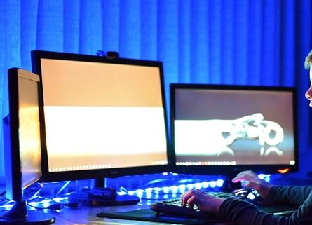 每天只能上線1小時(shí)！騰訊發(fā)布國慶未成年限玩通知