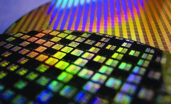 中國芯片5年內(nèi)反超世界最高水平？專家：局部有可能