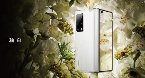 曝華為Mate新款折疊屏下月發(fā)布:首次采用小屏內(nèi)折疊方案