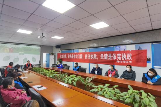 垃圾分類進企業(yè) 綠色環(huán)保入人心