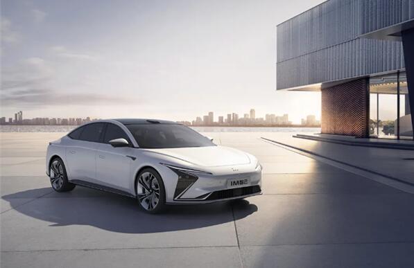 上汽阿里巴巴等聯(lián)手打造！智己L7 Beta體驗版將下線