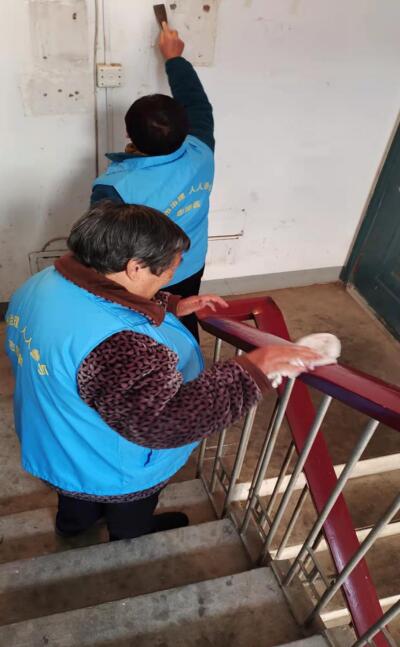 芝嘉迎新年 樓道換新顏