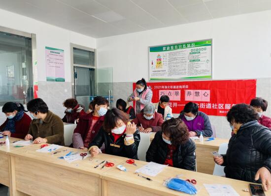 新時(shí)代文明實(shí)踐丨周子村：巧點(diǎn)翠 養(yǎng)慧心