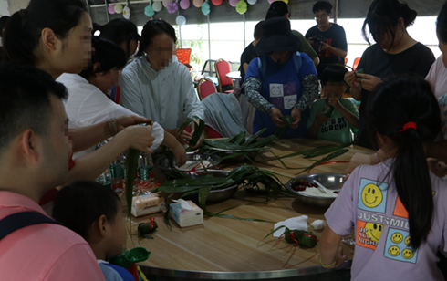 新農(nóng)社區(qū)舉辦慶六一迎端午“童言童語 快樂綻放”主題融合活動(dòng)